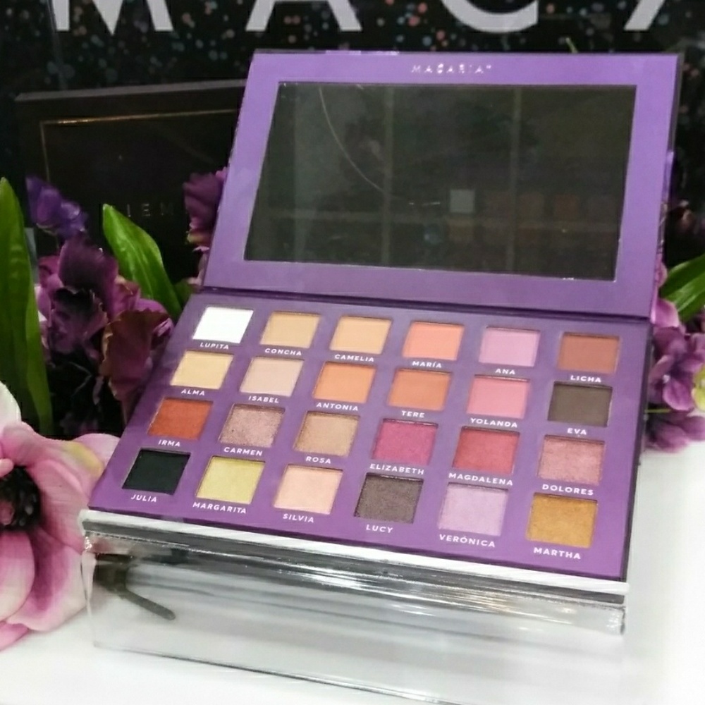 Eyeshadow pallete